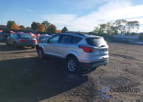 2019 Ford Escape Se from USA, damaged, VIN 1FMCU9GD0KUA10338